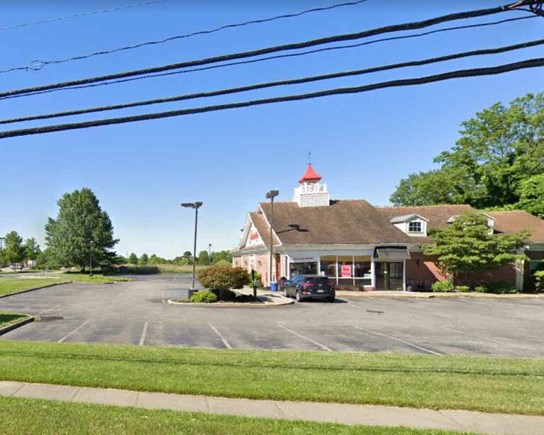 Friendly's Restaurant, Route 37, Toms River
