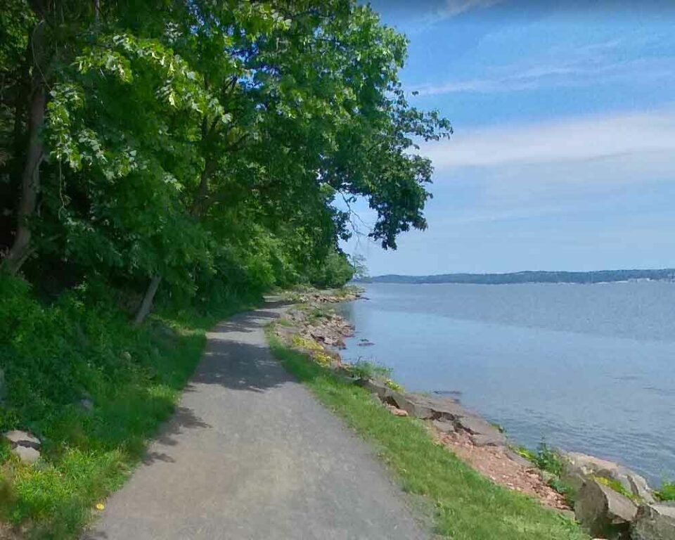 Nyack Beach Trail