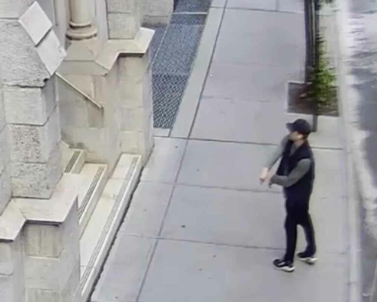 Man hurled wrench at St. Patrick's Cathedral building in NYC