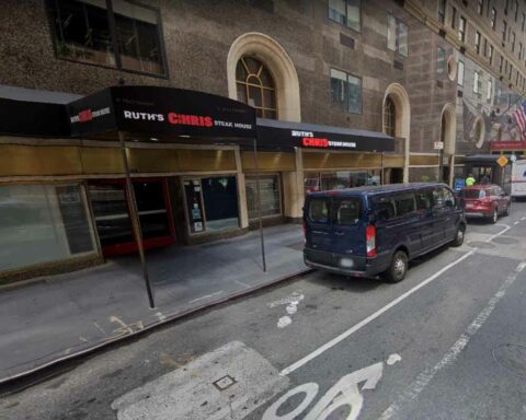 ruths chris 51st street nYC