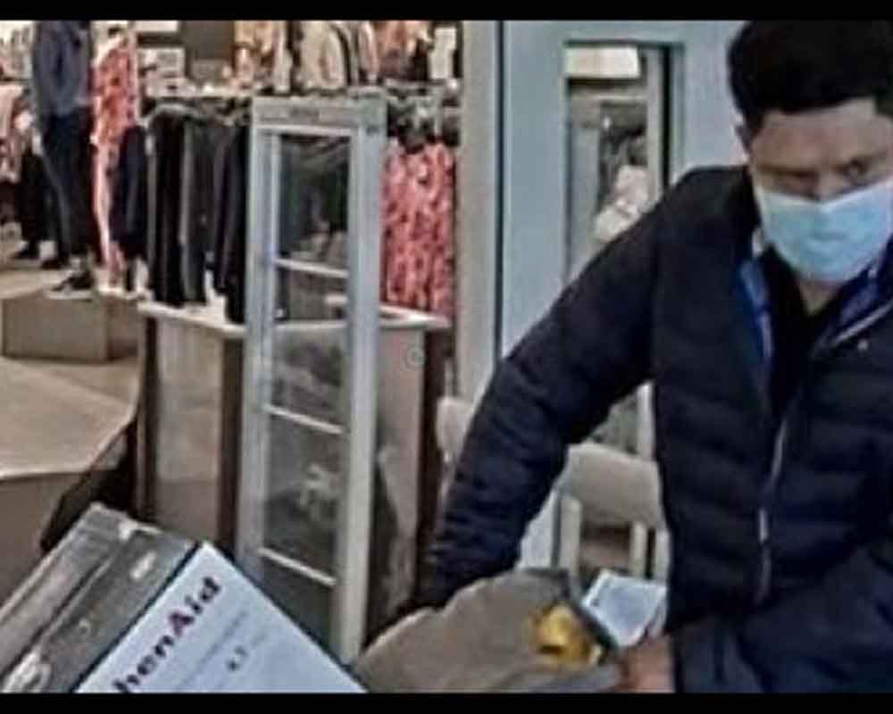 Police seek to identify Kohl's customer who confused cashier out of $200