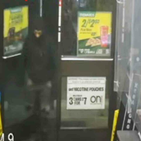 Detectives from the montgomery county department of police – major crimes division are investigating a commercial armed robbery that occurred on monday, november 14, 2022, at a 7-eleven in silver spring. Detectives have released surveillance video of the male suspects and are asking for the public’s assistance in identifying them.