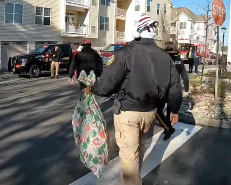 Absecon police, firefighters deliver toys to children