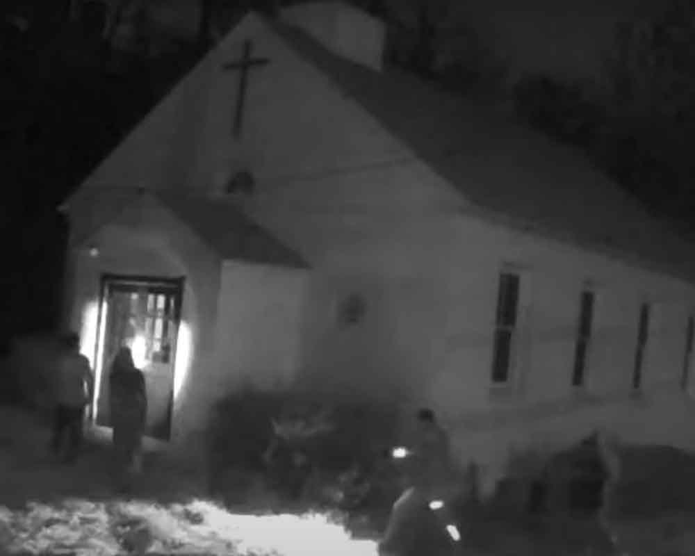 Detectives from the Montgomery County Department of Police – 2nd District Investigative Section are investigating a burglary that occurred on Friday, November 25, 2022, at the Scotland AME Zion Church in the 10900 block of Seven Locks Rd. in Potomac. Detectives have released a video of the suspects and are asking for the public’s assistance in identifying them.