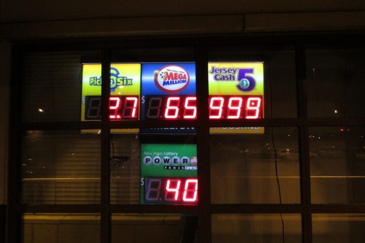 New Jersey Lottery Sign. Pick 6, Mega Millions, Cash 5, Powerball NJ
