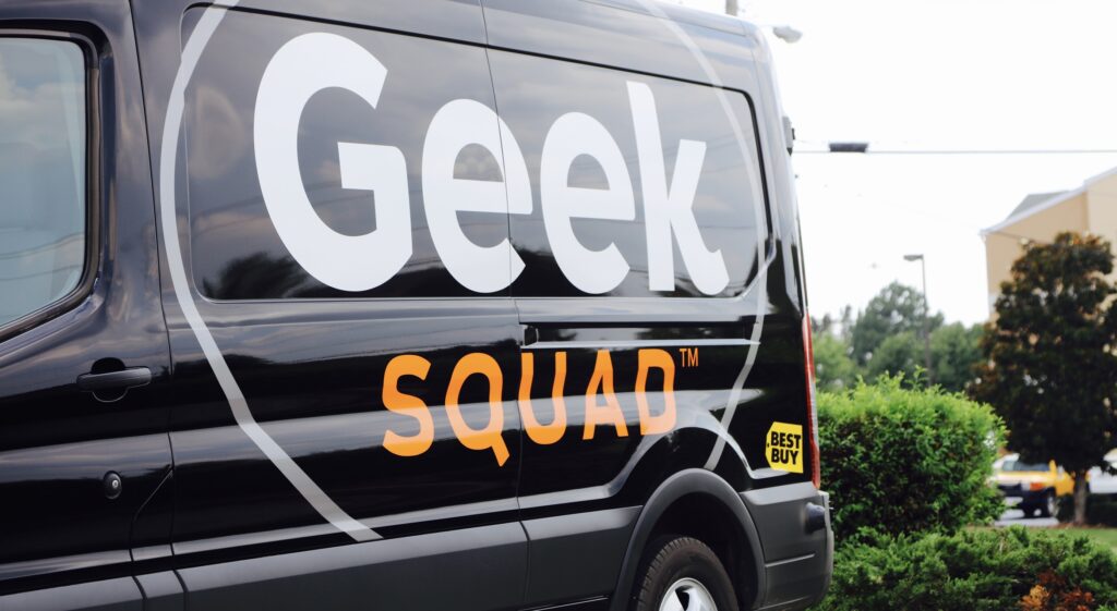 Scammers are barraging the tri-state with phony emails claiming to represent Best Buy’s Geek Squad tech support team.