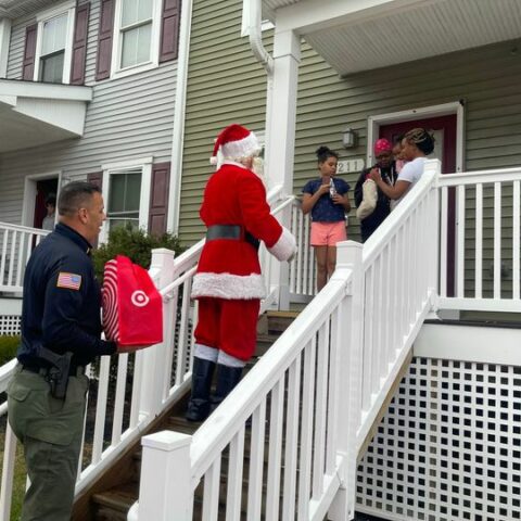 Santa comes early for children in atlantic city - photo licensed by shore news network.