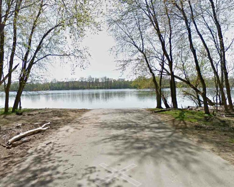 Detectives from the montgomery county department of police – major crimes division are conducting a death investigation after locating a man found dead in his car on sunday, december 4, 2022.