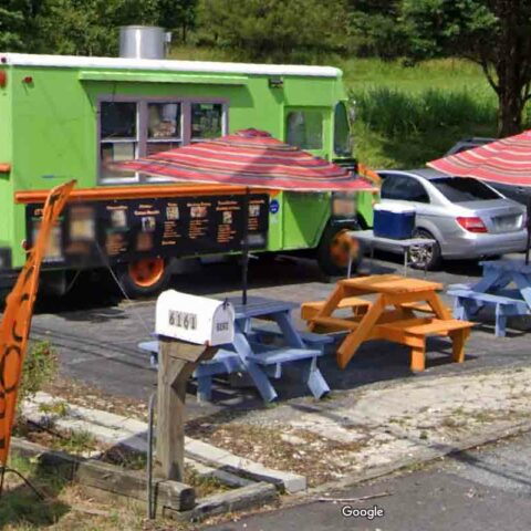 El sopon mexican food truck, 6100 block of meadowridge road, nov. 29 7:55 p. M.