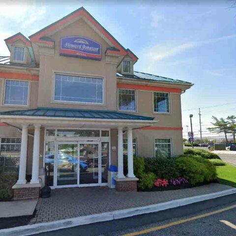 Howard johnson - route 37, toms river.