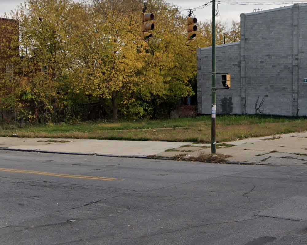 Police investigating shooting in Franklin Square