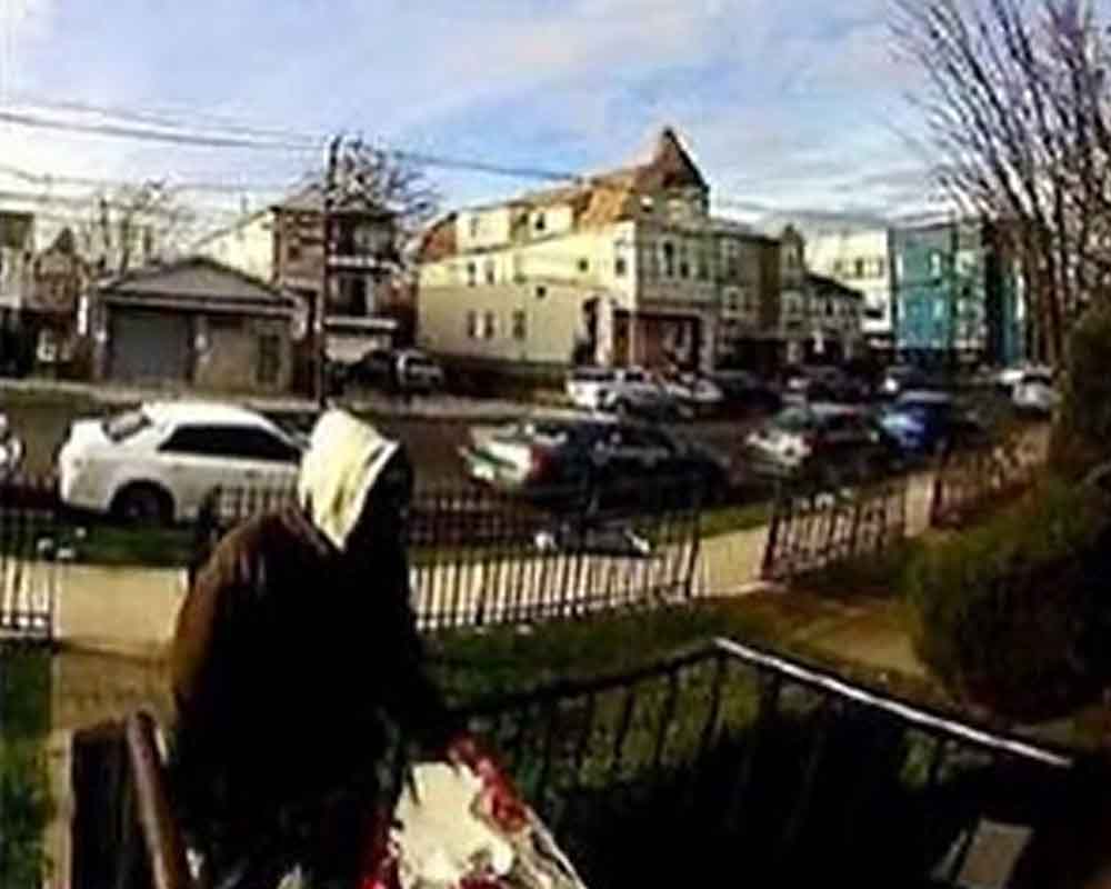 Newark Public Safety Director Fritz G. Fragé requests the public’s help in identifying the below-pictured male suspect in connection with the theft of two packages on Tuesday, November 29, 2022.