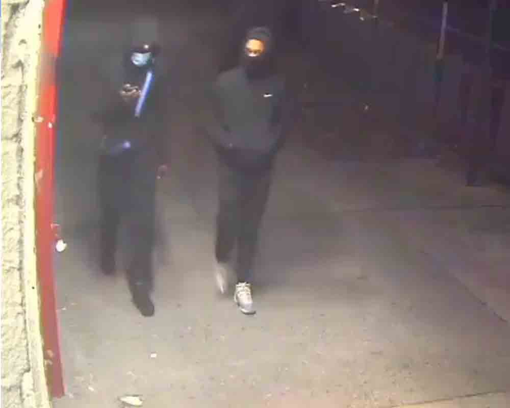: On 11/30/22 at approx 9:15 PM, in front of 2249 Morris Ave in the Bronx, the suspects shot a 14-year-old male multiple times, causing his death, then fled in a black Toyota Highlander in an unknown direction.