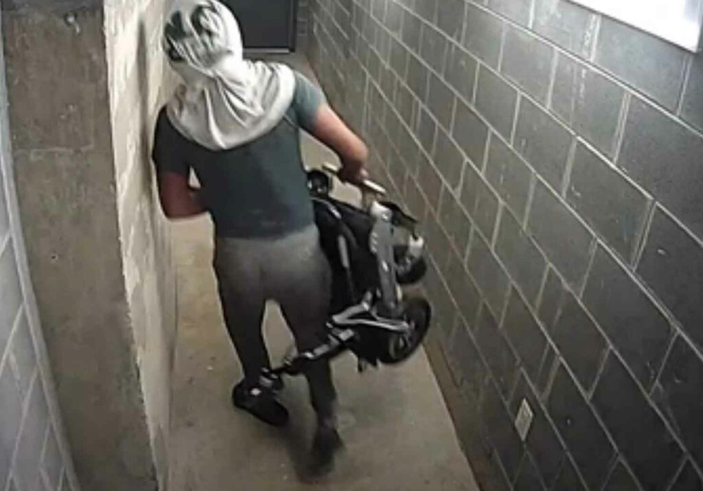 etectives from the Montgomery County Department of Police –2nd District Patrol Investigations Unit are investigating the theft of an electric wheelchair that occurred on Wednesday, October 26, 2022, in the 4900 block of Hampden Lane in Bethesda. Detectives have released video of the male suspect and are asking for the public’s assistance in identifying him.