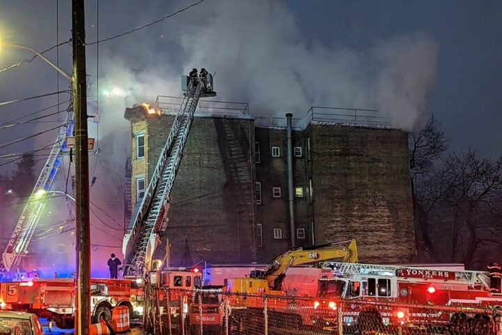 Members of the Yonkers Fire Department are presently engaged in fire operations at 21 Mulberry Street, a four-story residential apartment building. Initial calls of fire were reported at approximately 4:20 PM.