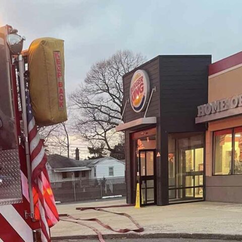 Fire shuts down toms river burger king - photo licensed by shore news network.