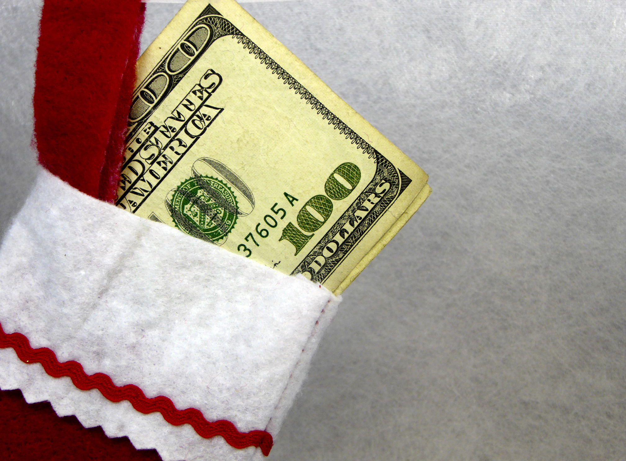 18-year-old wins $30,000 with holiday stocking stuffer lottery ticket in Germantown