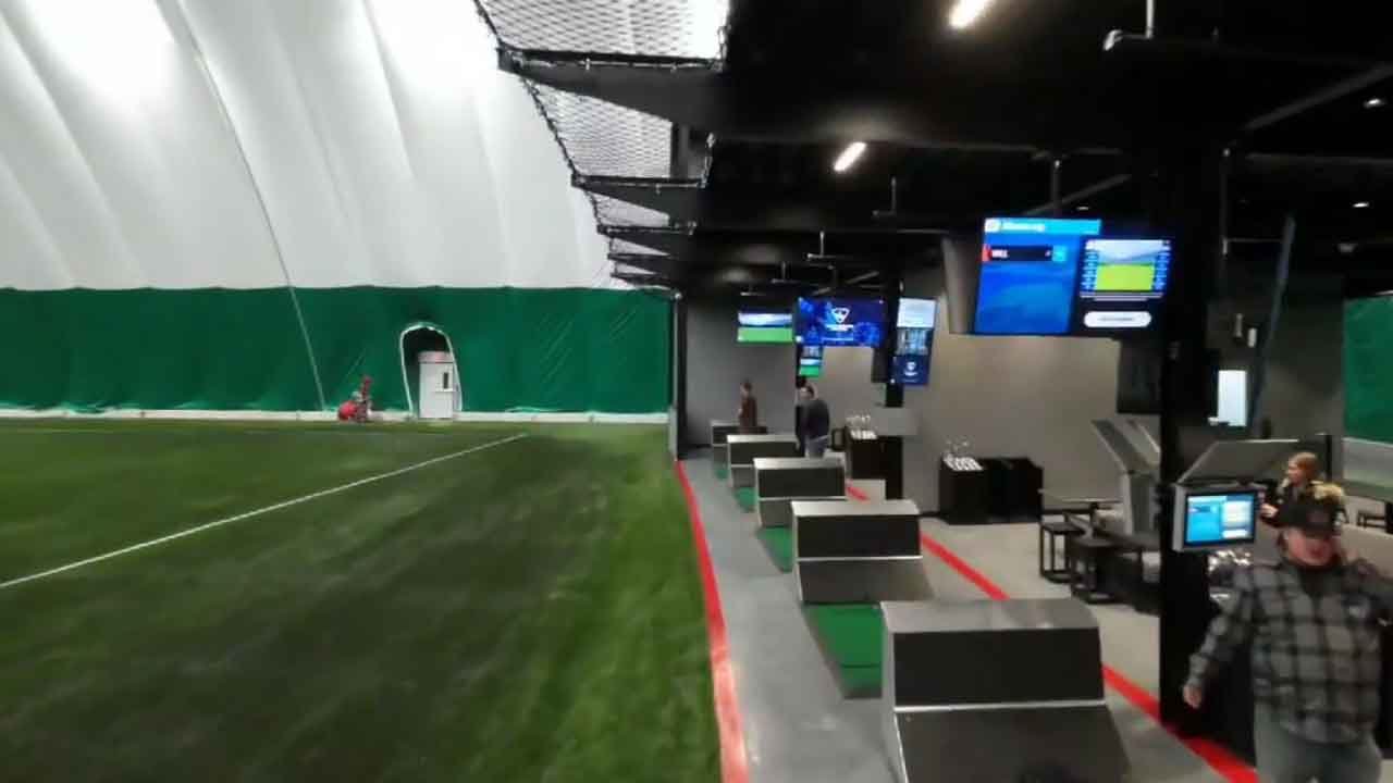 Adventure Crossing kicks off new golf center with Kosher 'Midwinter Vacation'