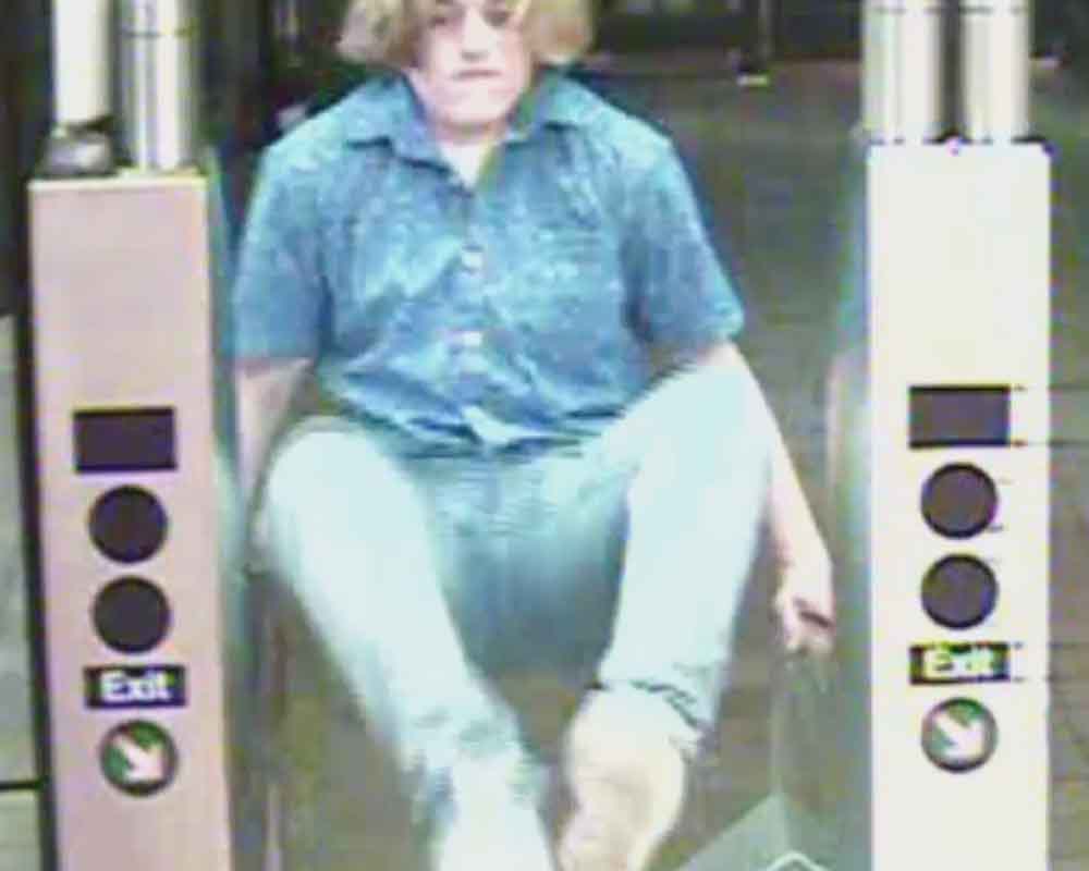 NYPD seeking New Year's Day slashing suspect