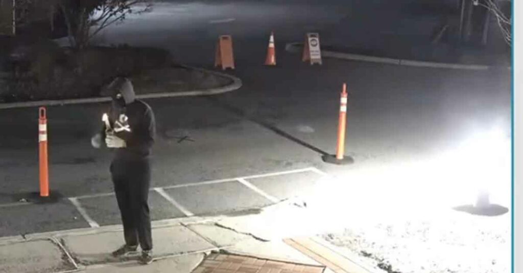 New Jersey synagogue attacked with Molotov cocktail, FBI investigating