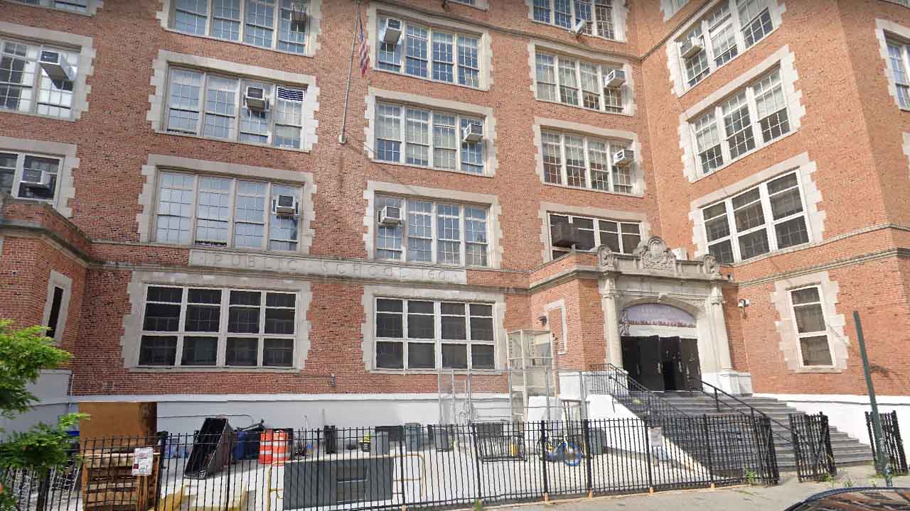 12-year-old robbed by man while walking to Lower East Side middle school
