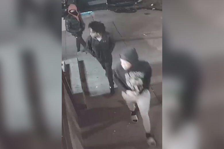Suspects blocking traffic shot at driver after he honked horn, police say