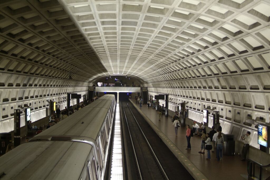 Disgruntled Gunman Shoots Three Kills One in D.C. Metro Transit Rampage