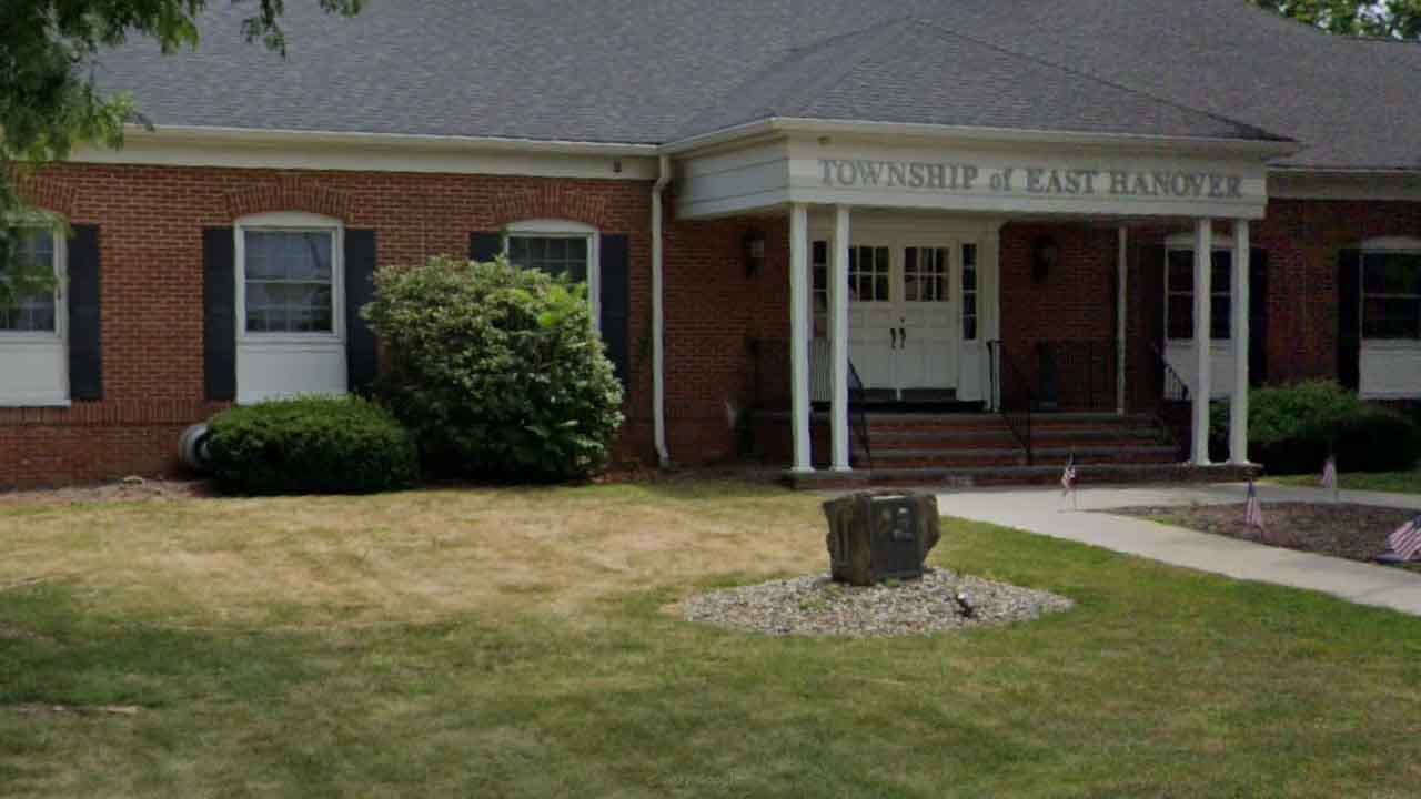 Entire New Jersey town's elected officials switch parties, here's why