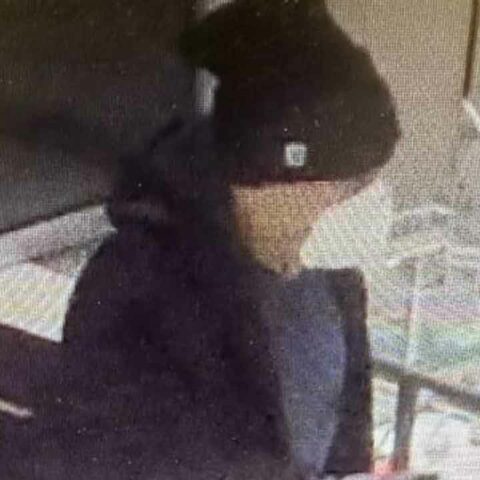 Suspect 'with russian accent' robbed holmdel kay jewelers store at gunpoint - photo licensed by shore news network.
