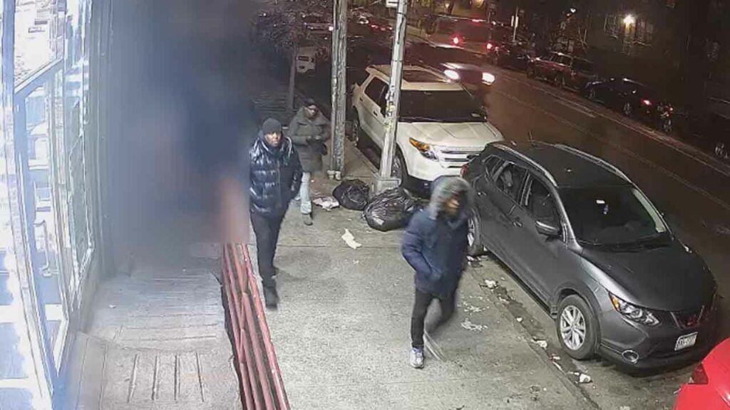74-year-old beaten and robbed for $15 in Brooklyn