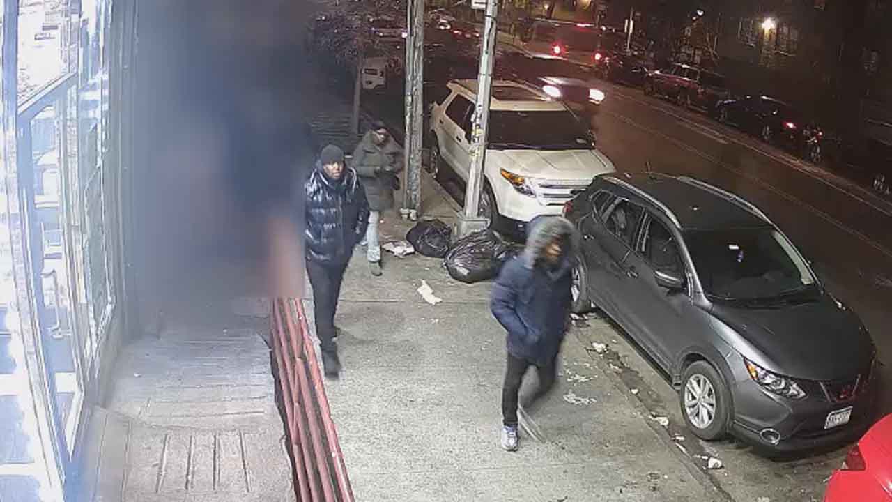 74-year-old beaten and robbed for $15 in Brooklyn