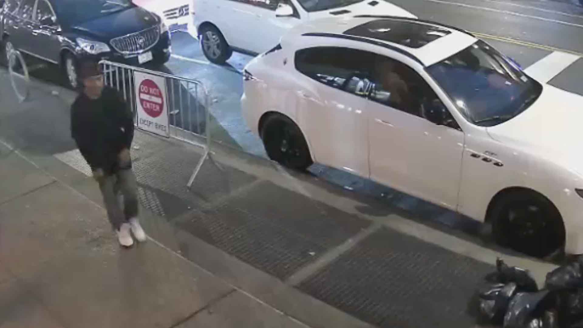 75-year-old woman suffers broken leg in unprovoked attack in Upper Manhattan