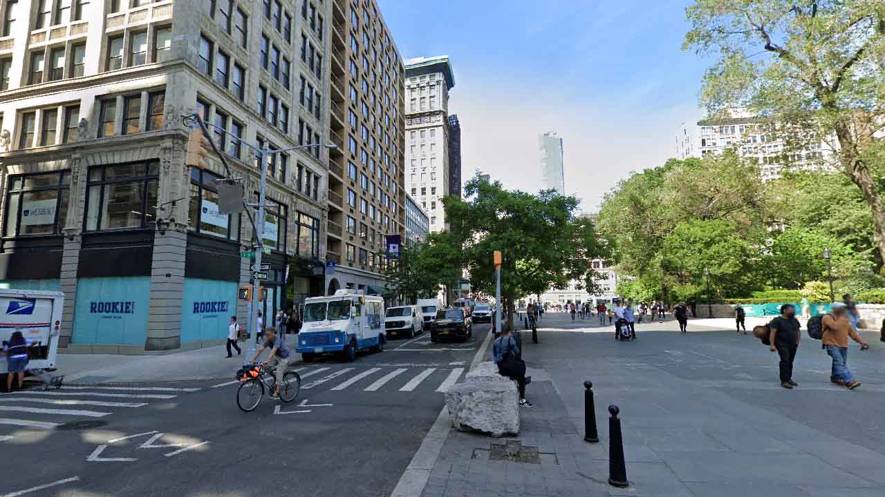 Man slashed with box cutter at Union Square Park