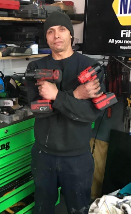 New York Police say garage owner fled town with customer's pickup truck New York Police say garage owner fled town with customer's pickup truck