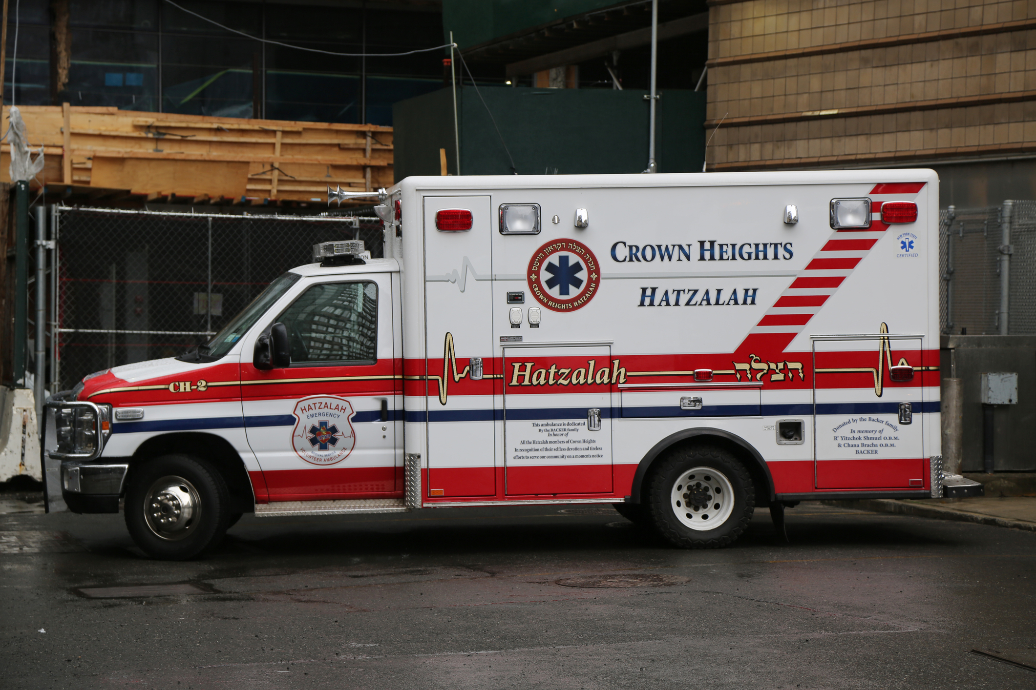 NYPD continues search for suspects wanted in attack on two Jewish boys