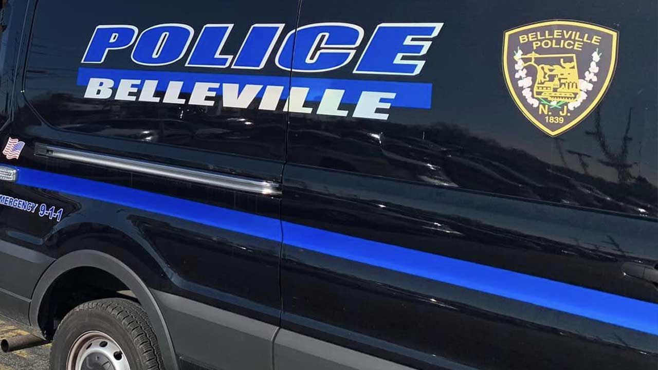 Belleville student robbed while walking to school