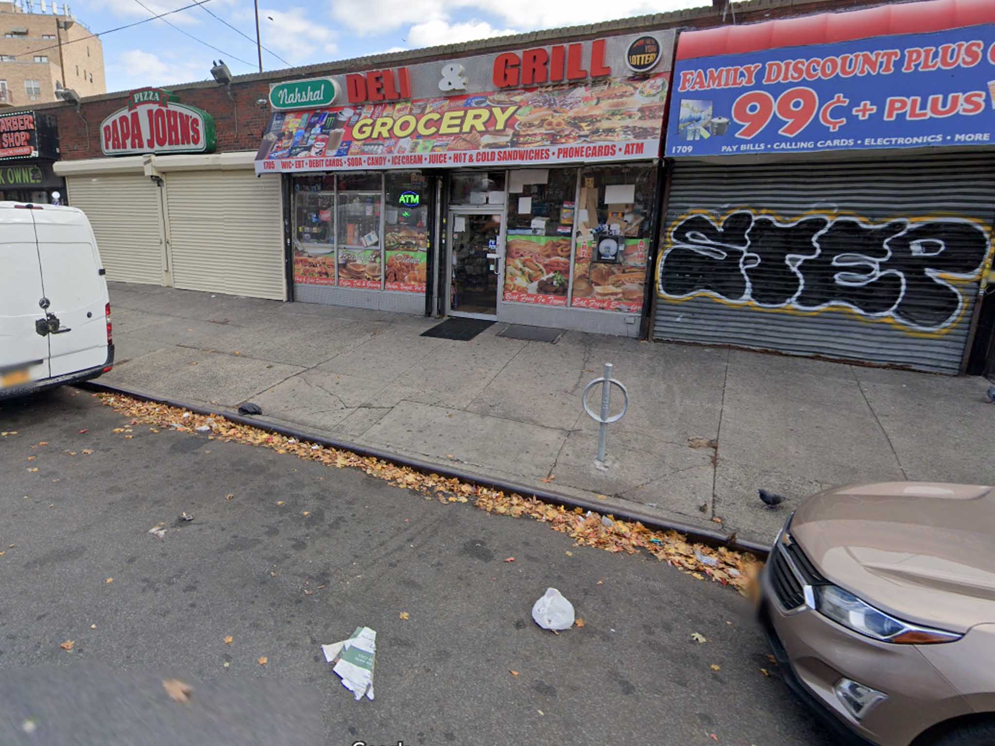 Armed robbers get $50 from Brooklyn deli armed robbery