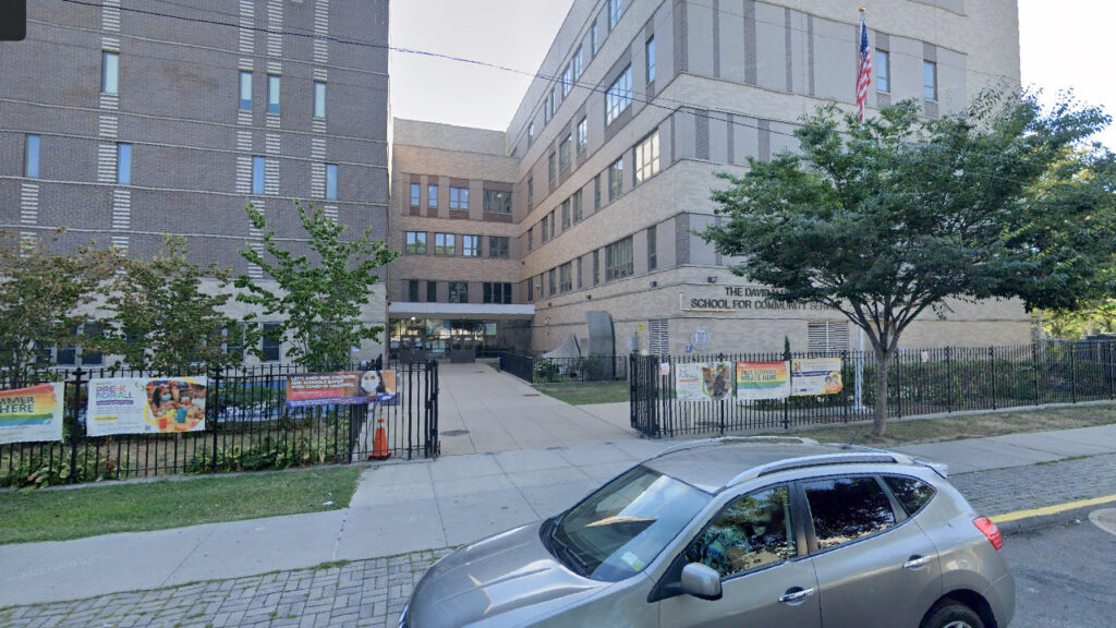 NYC teacher arrested for assaulting juvenile student
