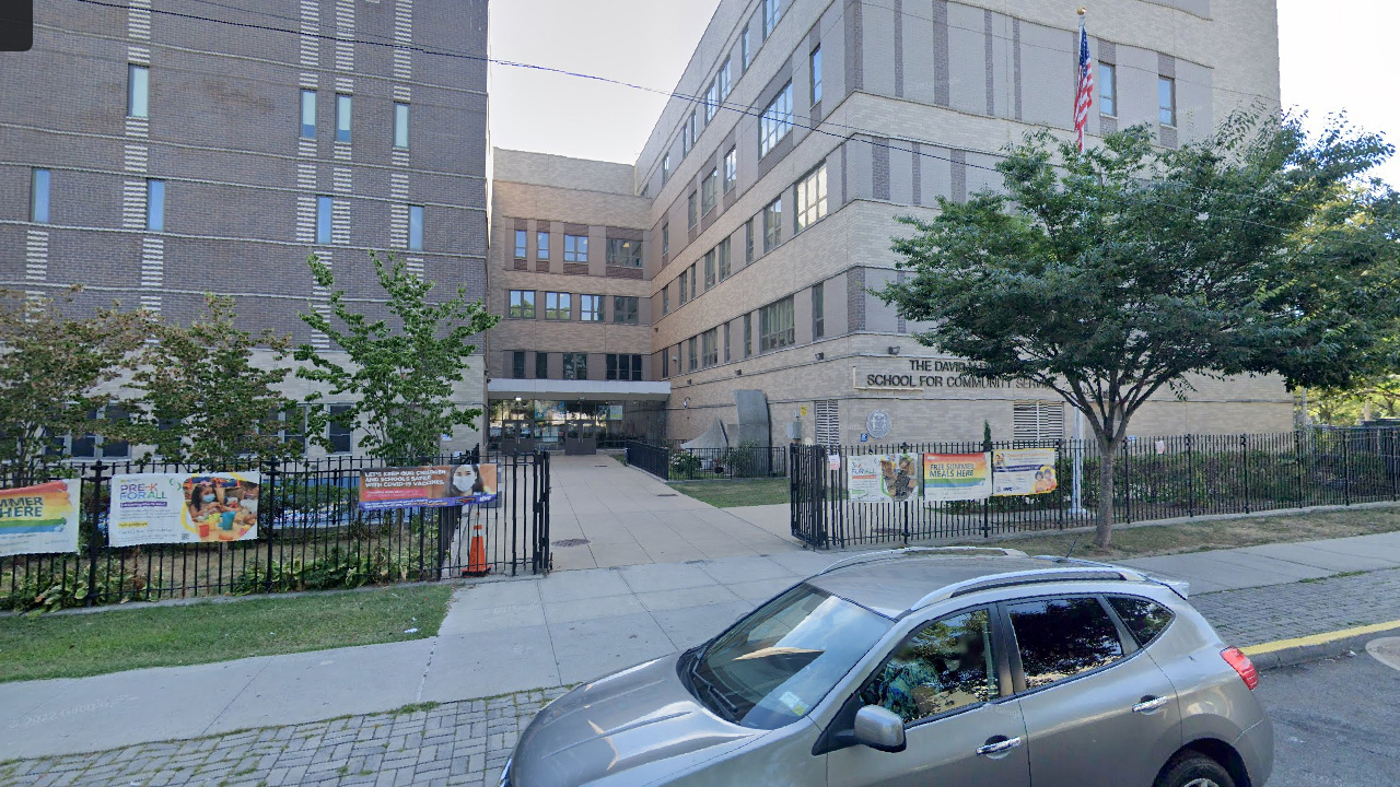 NYC teacher arrested for assaulting juvenile student