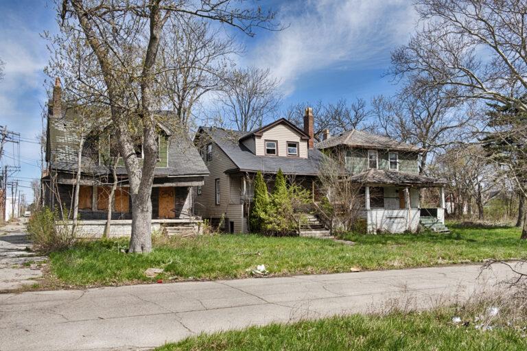 Deroy murdock: while leftists fight the racist ghosts of yesterday, america falls to pieces - photo licensed by shore news network.