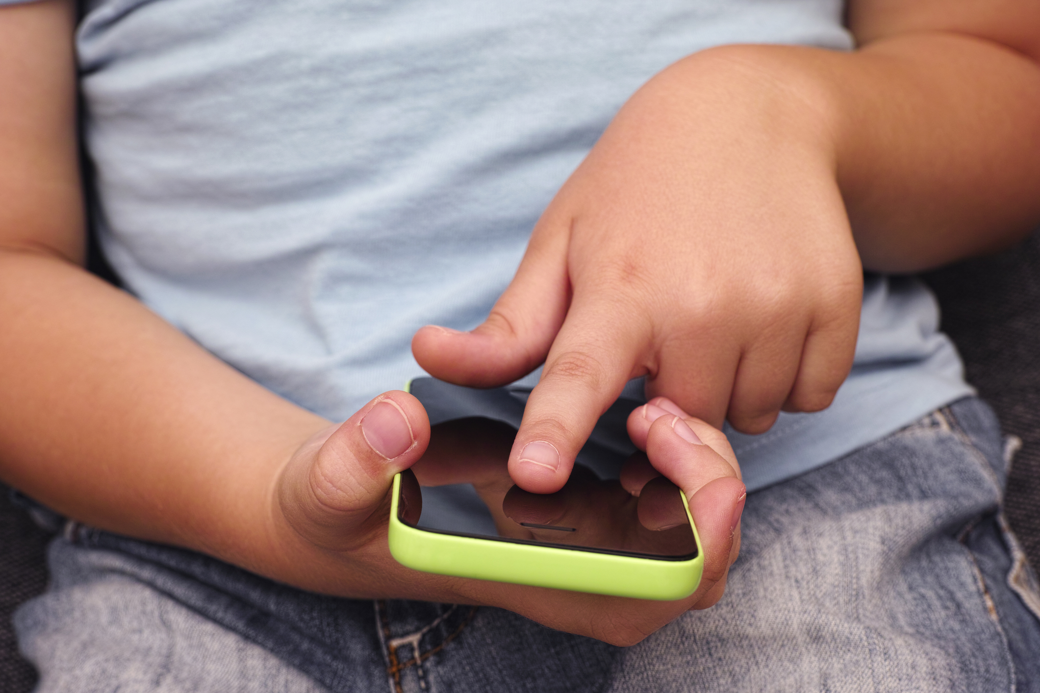 New Jersey lawmaker seeks to regulate social media apps and childhood addiction