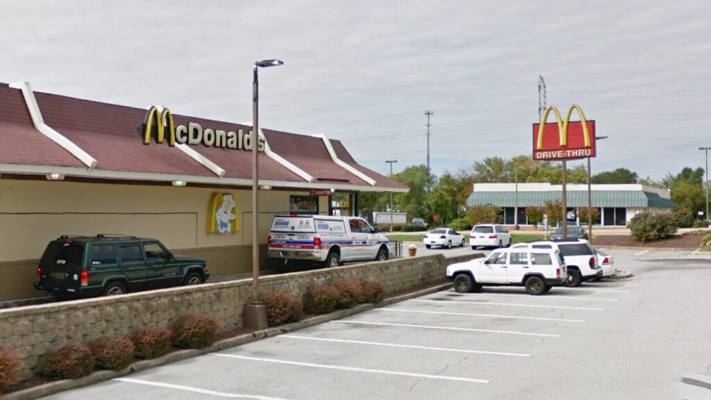 Police searching for suspect who robbed Wilmington McDonald's restaurant
