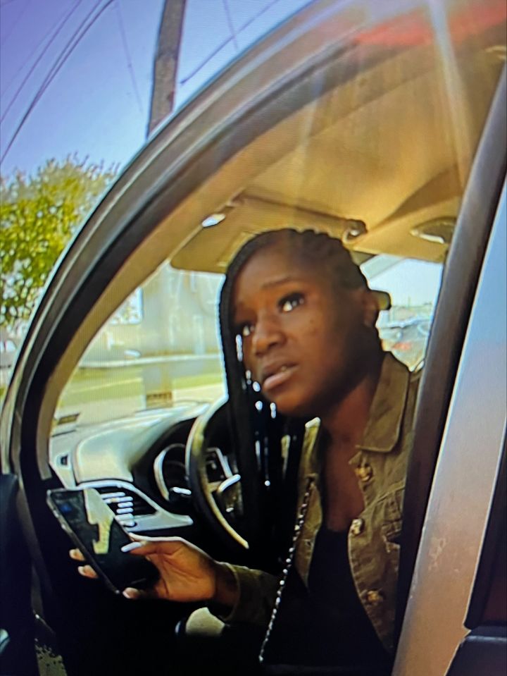Police avoid chase after woman flees traffic stop