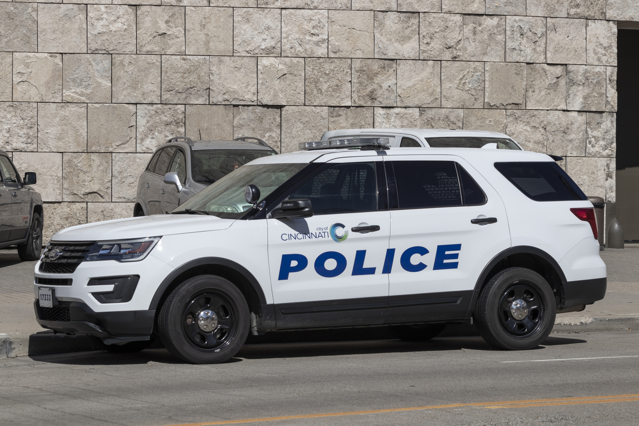 Early Morning Shooting in Paddock Hills Leaves Driver Injured