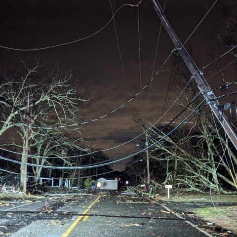 10,000 homes remain without power the morning after storm in jackson - photo licensed by shore news network.