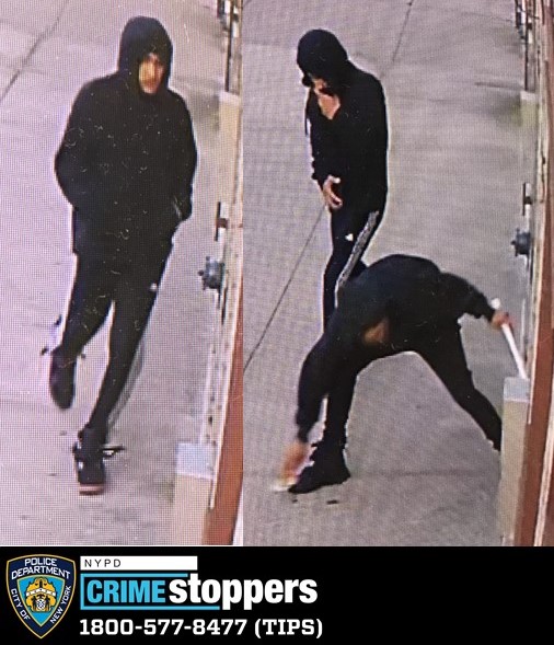 Photo of Bronx armed robber released by NYPD