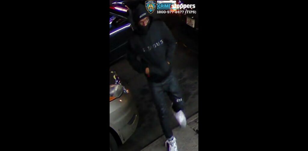 NYPD continuing search for suspect who robbed cab driver at gunpoint NYPD continuing search for suspect who robbed cab driver at gunpoint