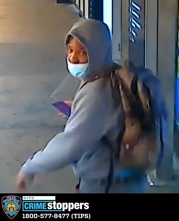 Do you know him? Suspect sought in Brooklyn knifepoint robbery