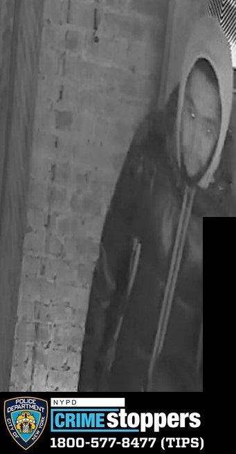 Police investigating after 69-year-old man assaulted, robbed of $2,000 in Brooklyn Police investigating after 69-year-old man assaulted, robbed of $2,000 in Brooklyn