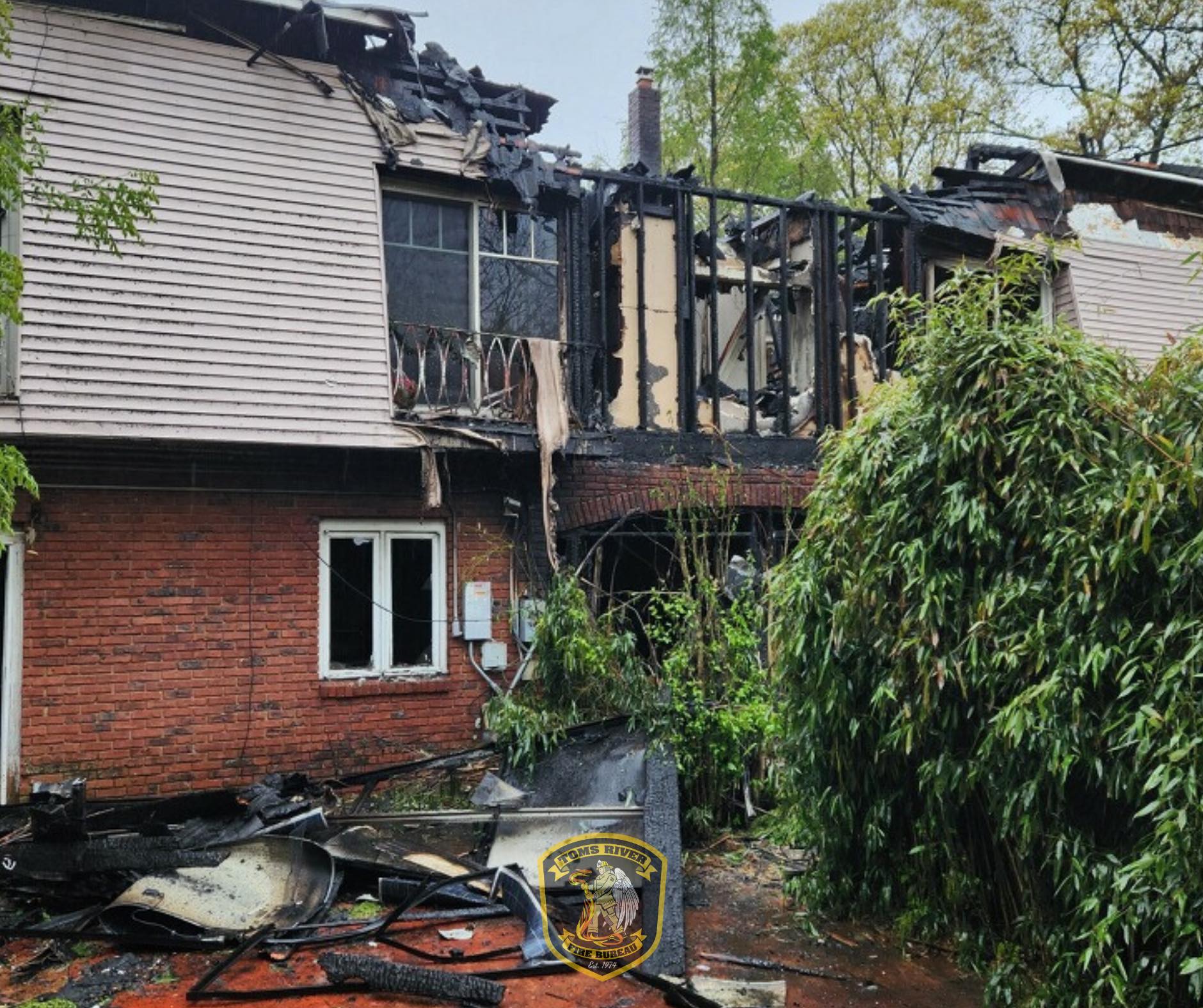 Family saved, but multiple pets perish in Toms River fire